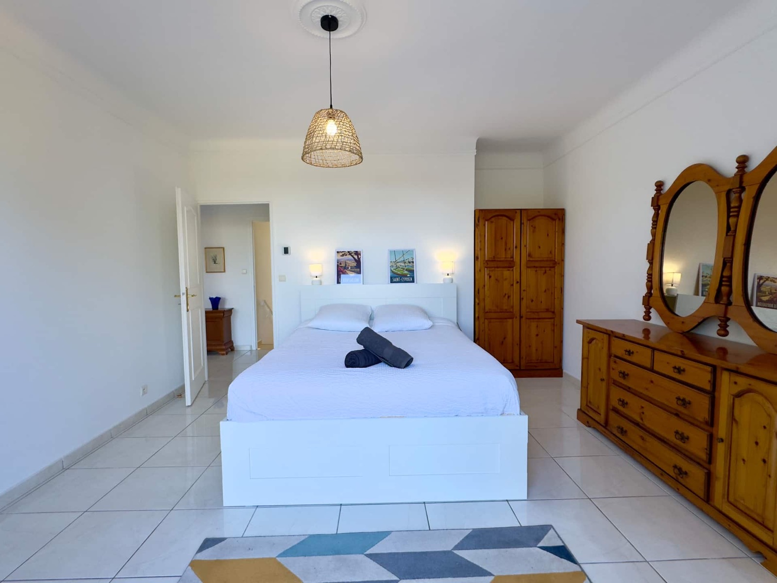 Chambre parents vue mer, communicante avec la chambre enfants
